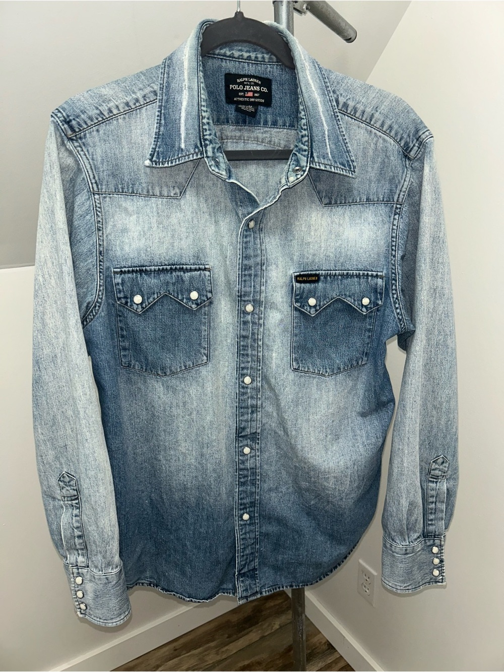 Ralph Lauren Polo Men’s Light Wash Denim Western Shirt Med Pearl Snap Distressed